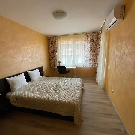 Royal Towers George Bansko